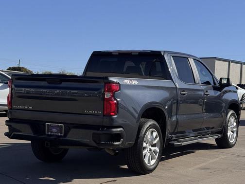 2021 Chevrolet Silverado 1500 Custom