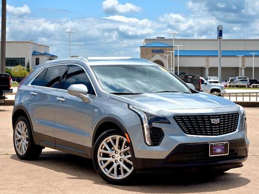 2023 Cadillac XT4 Luxury