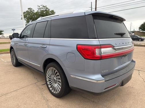 Crystal Blue 2020 Lincoln Navigator Black Label