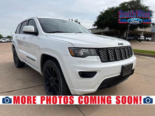 Bright White Clearcoat 2018 Jeep Grand Cherokee Altitude