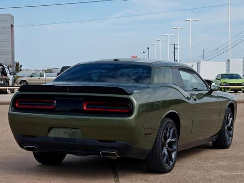 2019 Dodge Challenger SXT