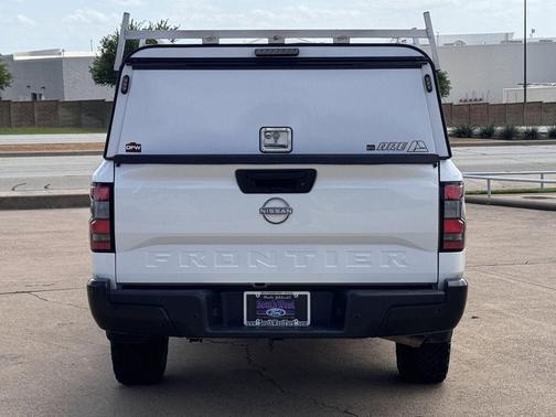 Glacier White 2023 Nissan Frontier S