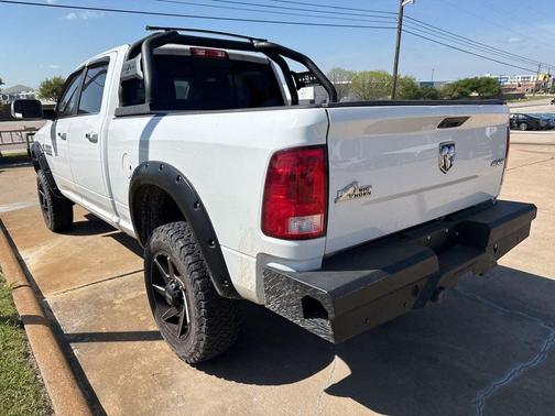 Bright White Clearcoat 2018 RAM 2500 Big Horn
