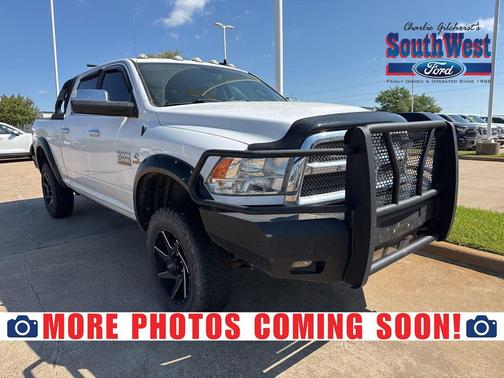 Bright White Clearcoat 2018 RAM 2500 Big Horn
