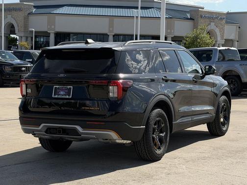 Black Metallic 2026 Ford Explorer Tremor