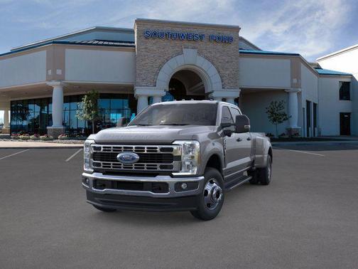 2025 Ford F-350 XLT