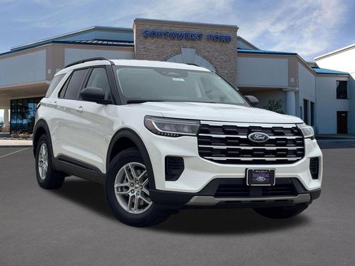Star White Metallic Tri-Coat 2026 Ford Explorer Active