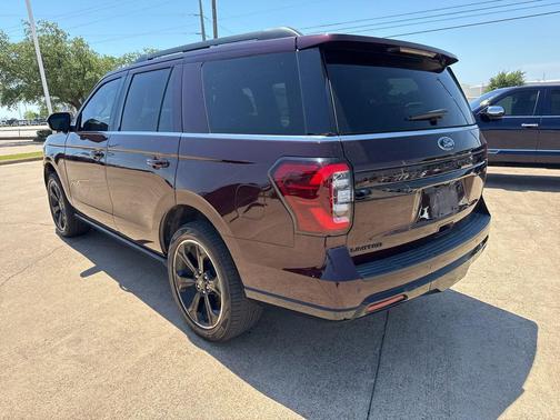 Jewel Red Metallic Tinted Clearcoat 2024 Ford Expedition Limited