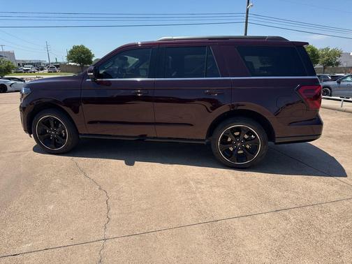 Jewel Red Metallic Tinted Clearcoat 2024 Ford Expedition Limited
