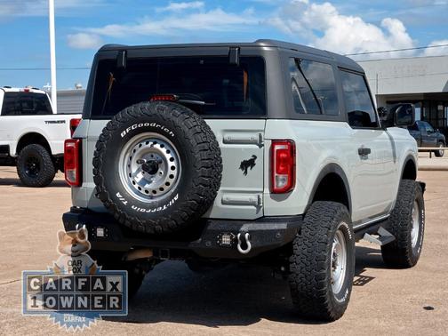 2022 Ford Bronco Base