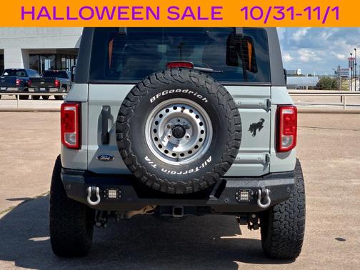 2022 Ford Bronco Base