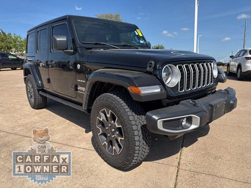 Black Clearcoat 2024 Jeep Wrangler Sahara