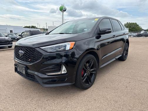 Black Metallic 2019 Ford Edge ST