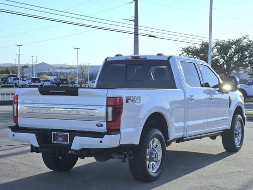 2022 Ford F-350 Platinum