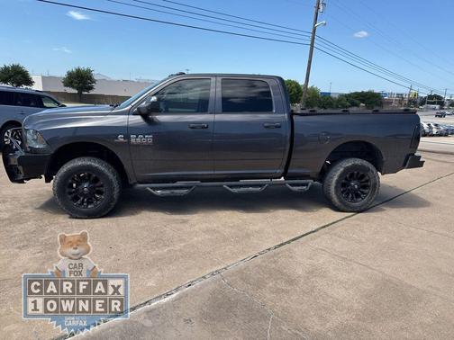 Granite Crystal Metallic Clearcoat 2018 RAM 2500 Tradesman