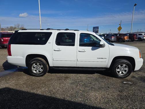 2013 GMC Yukon XL 1500 SLT