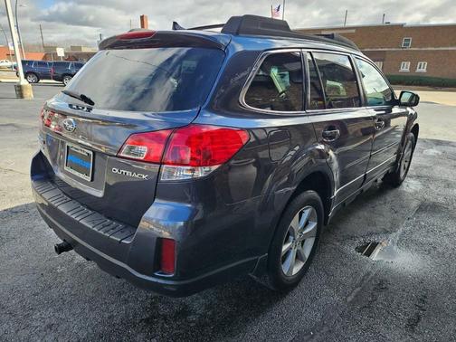 2013 Subaru Outback 2.5i Limited