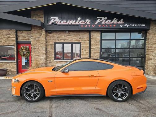 2020 Ford Mustang EcoBoost Premium