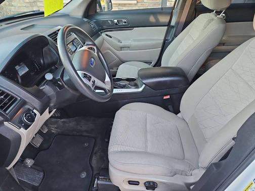 2014 Ford Explorer Base