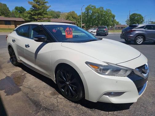 Pearl White 2017 Nissan Maxima 3.5 SR