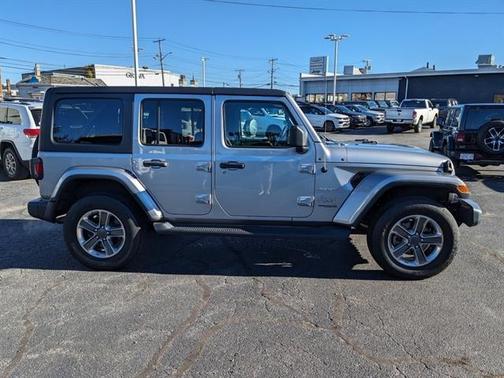 2020 Jeep Wrangler Unlimited Sahara 4X4