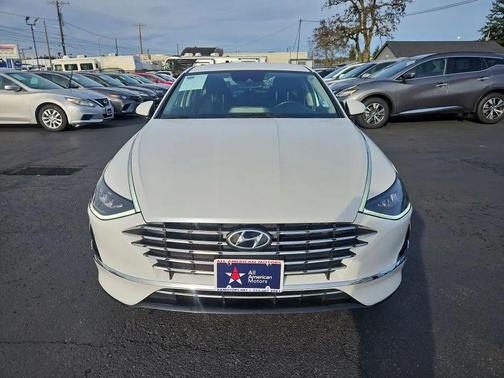 2020 Hyundai SONATA Hybrid SE