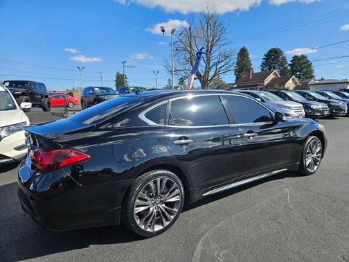 2017 INFINITI Q70L 3.7X