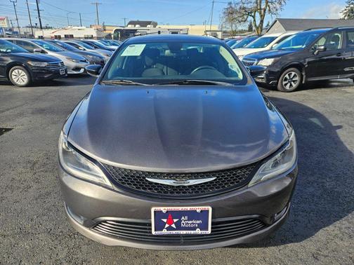 2017 Chrysler 200 Touring