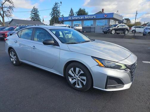 2024 Nissan Altima S FWD