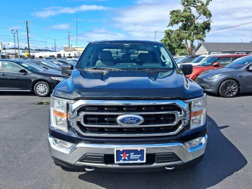 Antimatter Blue Metallic 2021 Ford F-150 XLT