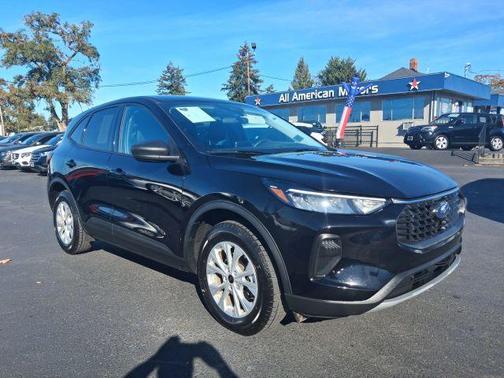 Agate Black 2025 Ford Escape Active