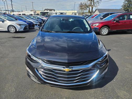 Dark Ash Metallic 2023 Chevrolet Malibu 1LT