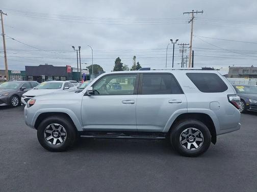 2018 Toyota 4Runner TRD Off Road Premium