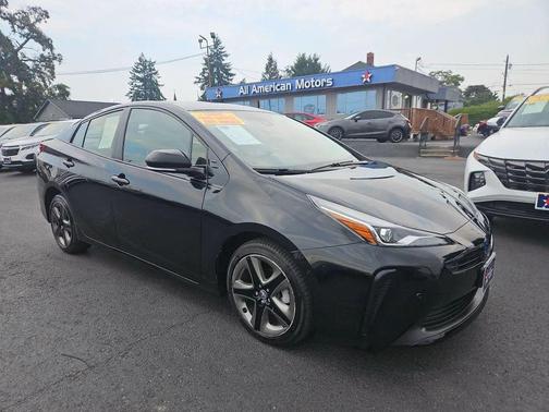 2020 Toyota Prius XLE