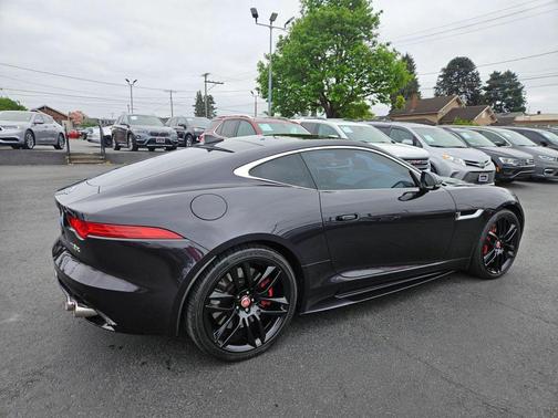 Black Berry 2017 Jaguar F-TYPE R