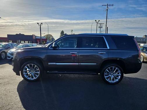 2018 Cadillac Escalade Premium Luxury