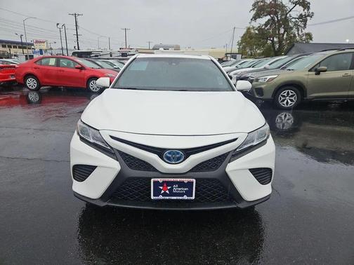 2018 Toyota Camry Hybrid XLE