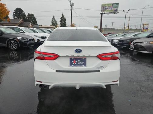 2018 Toyota Camry Hybrid XLE