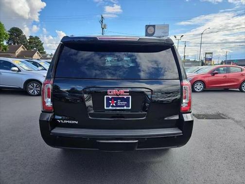 2017 GMC Yukon SLT