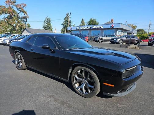 2015 Dodge Challenger SXT Plus