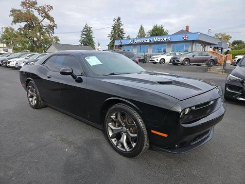 2015 Dodge Challenger SXT Plus