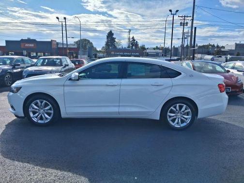Summit White 2018 Chevrolet Impala 1LT