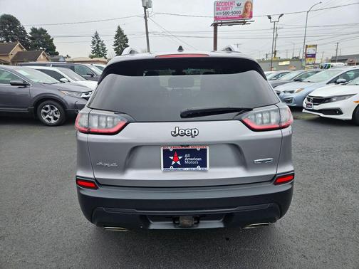 2019 Jeep Cherokee Latitude Plus