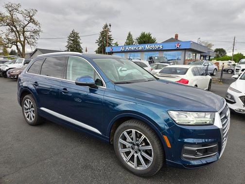 Galaxy Blue Metallic 2018 Audi Q7 3.0T Prestige