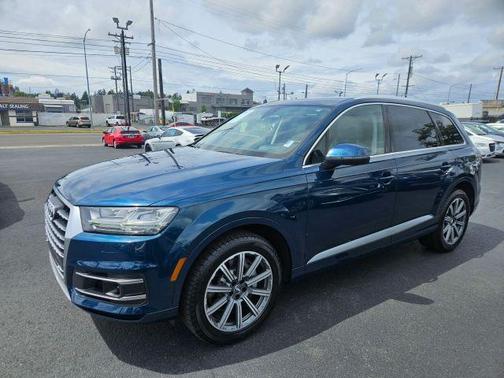 Galaxy Blue Metallic 2018 Audi Q7 3.0T Prestige