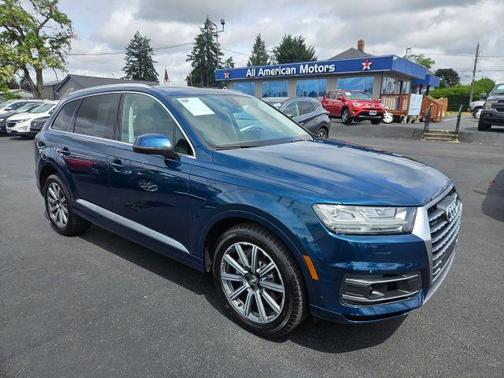 Galaxy Blue Metallic 2018 Audi Q7 3.0T Prestige