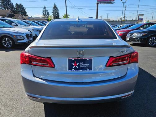Lunar Silver Metallic 2018 Acura TLX Base