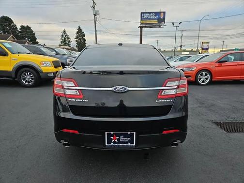 2019 Ford Taurus Limited
