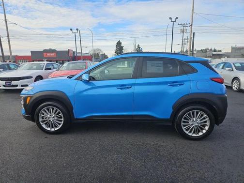 2021 Hyundai KONA SEL Plus