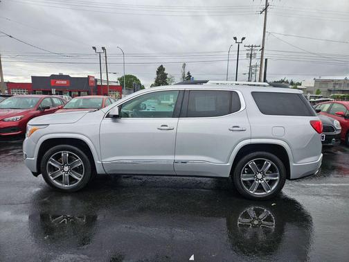 Quicksilver Metallic 2017 GMC Acadia Denali